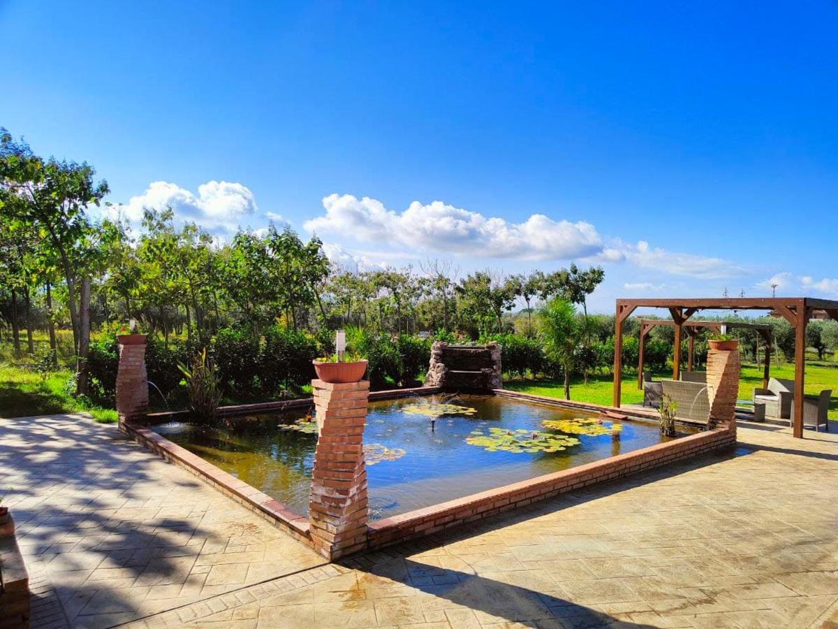 Fattoria Il Laghetto Bed & Breakfast ลาเมเซ แตร์เม ภายนอก รูปภาพ